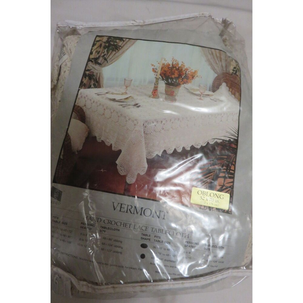 VINTAGE VERMONT HAND CROCHET LACE TABLE CLOTH 52 X 70
